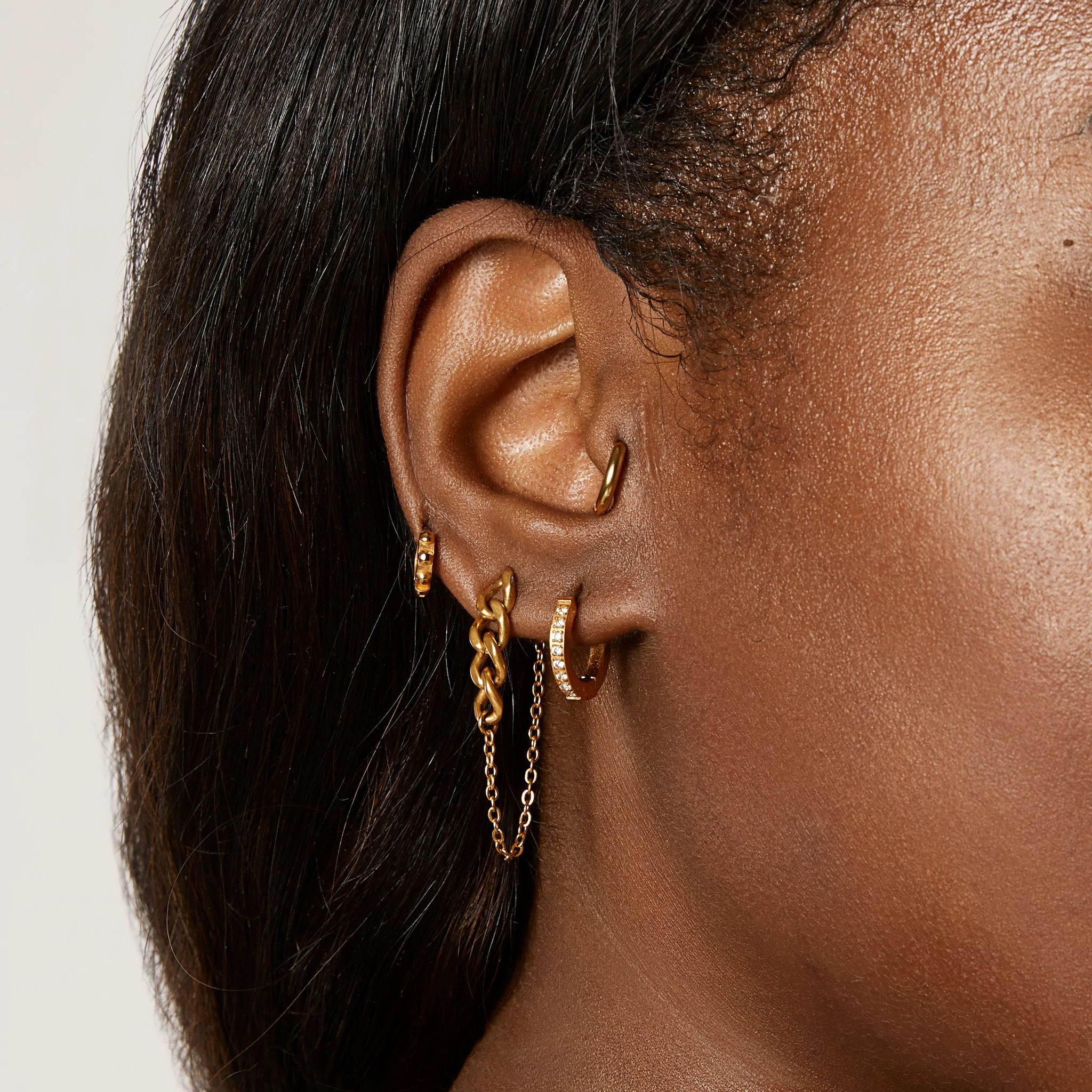The Best Earrings for Sensitive Ears, According to a Dermatologist
