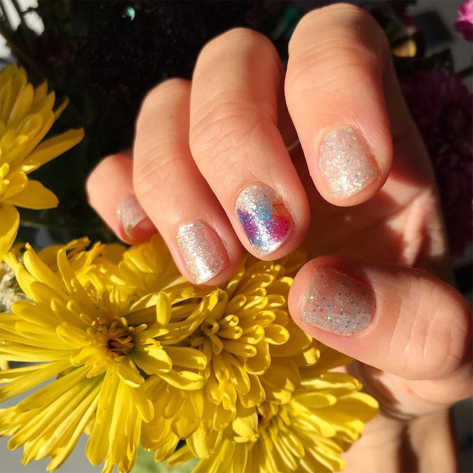 When Sparkle Met Ombre Nails