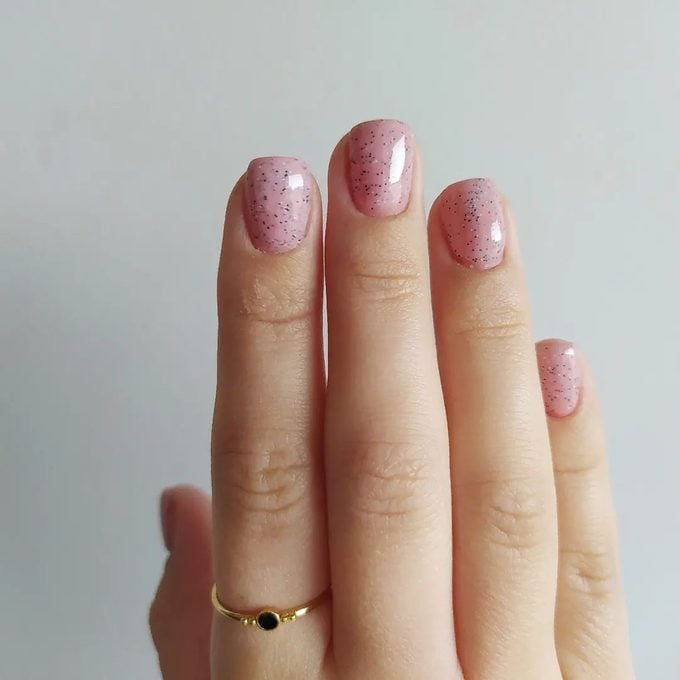 Extreme Minimalism With New Neutrals Nails