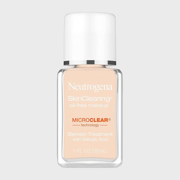 Neutrogena Skinclearing Oil Free Acne And Blemish Fighting Liquid Foundation 