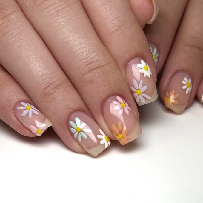 Flower Power Nails Ecomm Via Nailsbymlh Instagram