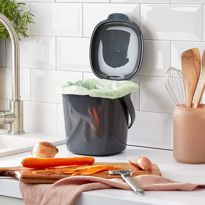 Oxo Good Grips Easy Clean Compost Bin Ecomm Via Amazon.com