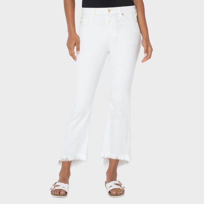 25 Best White Jeans for Women to Wear in 2023 | Stylish White Jeans