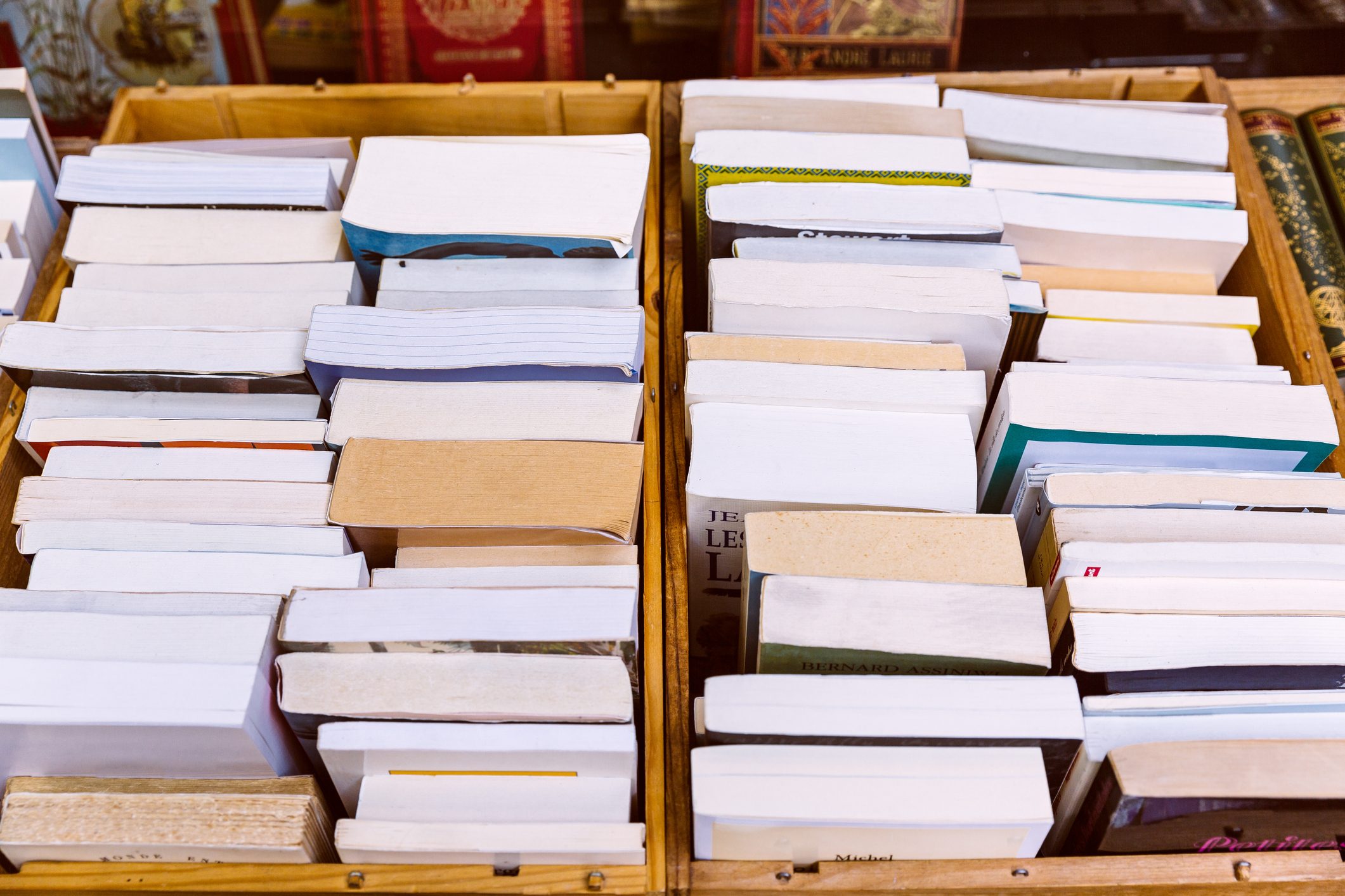 Where to Donate Books in 2024: Top 14 Ways to Donate Used Books