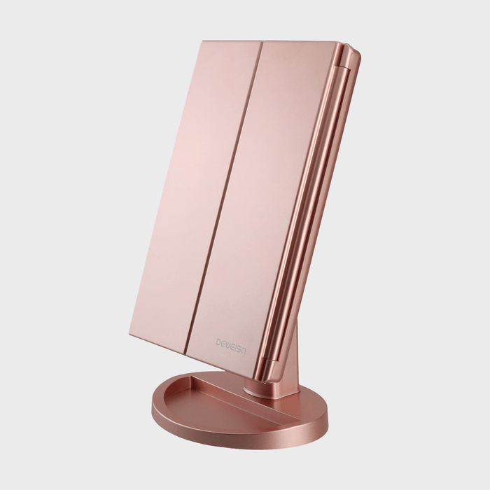 Deweisn Tri Fold Lighted Vanity Mirror Ecomm Via Amazon