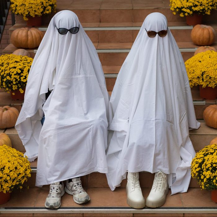 Trendy entertainment is to dress in white bedspreads or sheets symbolically depicting ghosts. Ghost Challenge