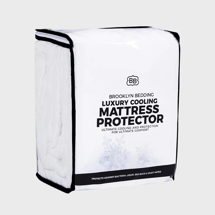Brooklyn Bedding Luxury Cooling Mattress Protector Ecomm Via Brooklynbedding