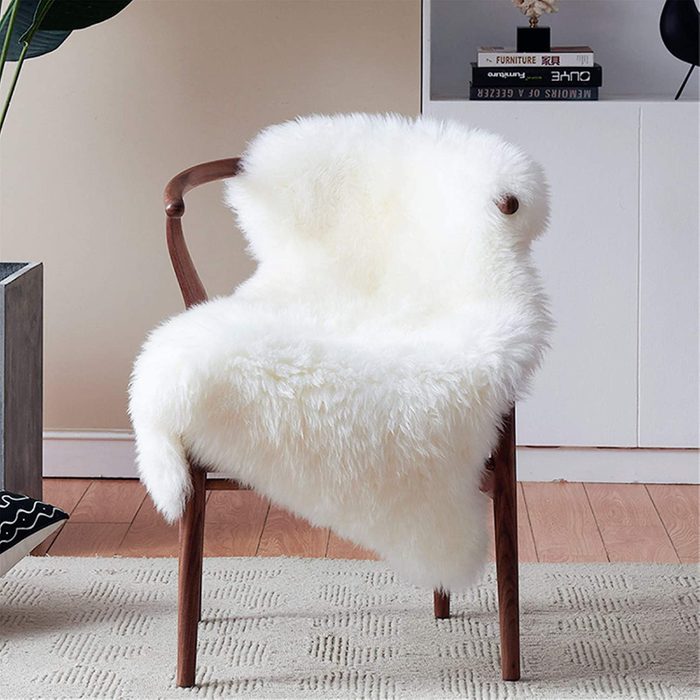 Duduta White Faux Fur Chair Seat Cover Rug Ecomm Via Amazon.com