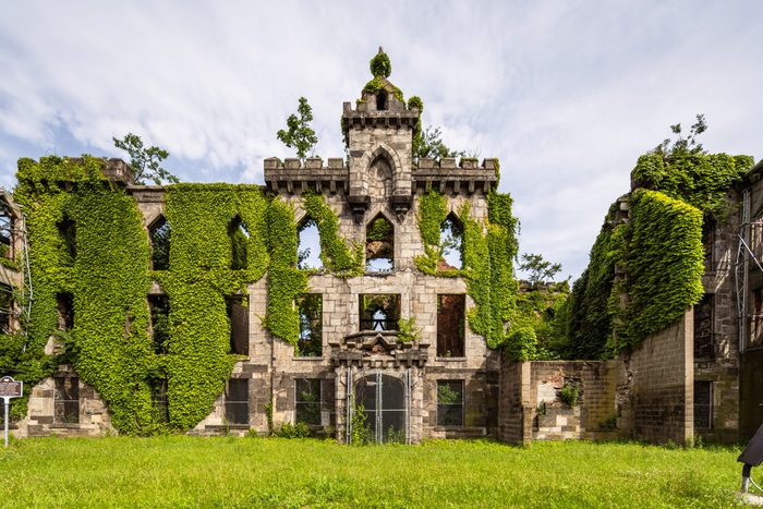 Ivy Covered Abandoned Small Pox Hospital on Roosevelt Island - New York