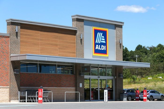 An exterior view of an Aldi grocery store...