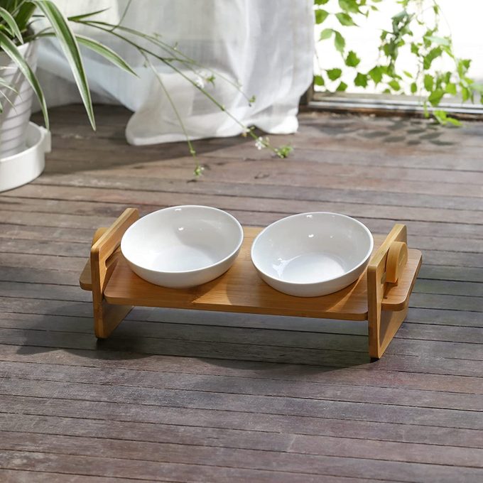 Fukumaru Elevated Cat Ceramic Bowls Ecomm Via Amazon.com
