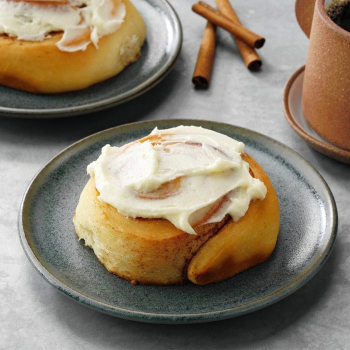 Cinnamon roll with cream cheese frosting