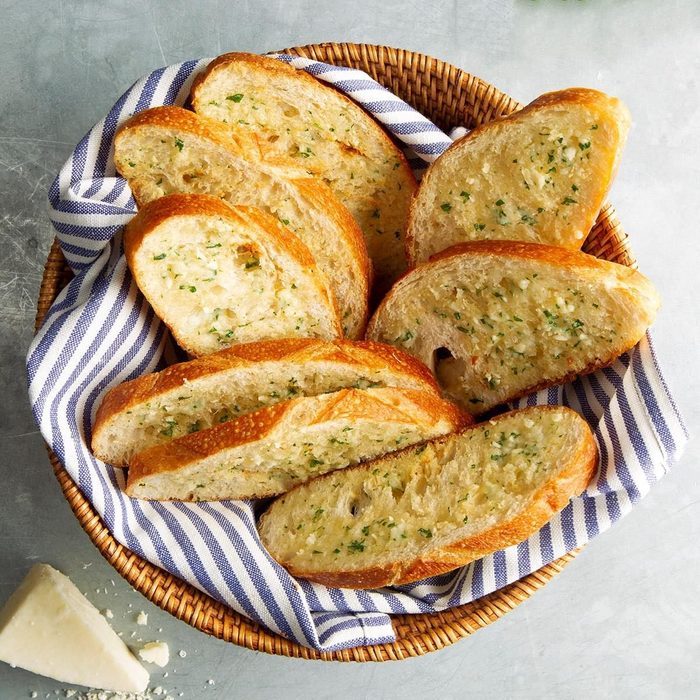 Air Fryer Garlic Bread 