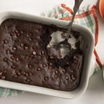 How to Make 4-Ingredient Chocolate Dump Cake