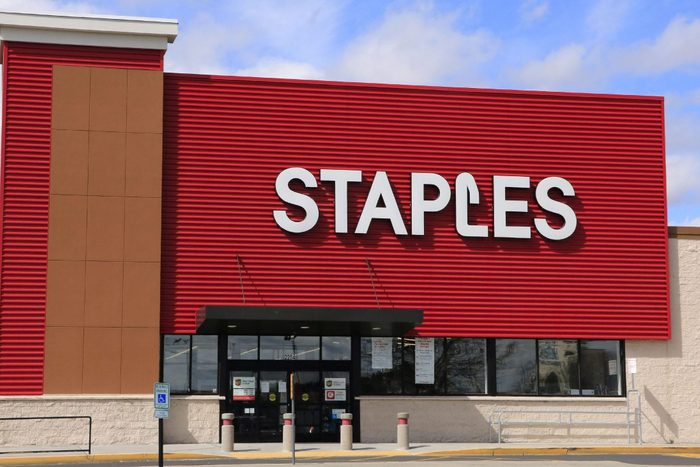 Staples office supply store entrance showing logo, northern Idaho. (Photo by: Don & Melinda Crawford/Education Images/Universal Images Group via Getty Images)