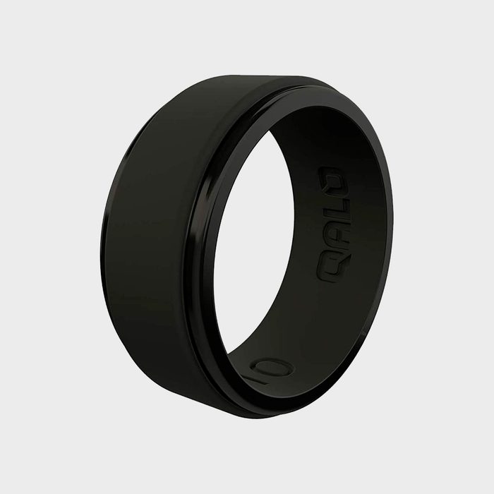 Qalo Men's Polished Step Edge Ring Collection Ecomm Amazon.com