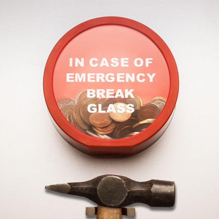 Glass Device with coins inside with a hammer that can break the glass in case of emergency