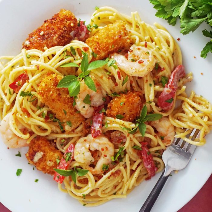 Olive Garden Chicken and Shrimp Carbonara Copycat