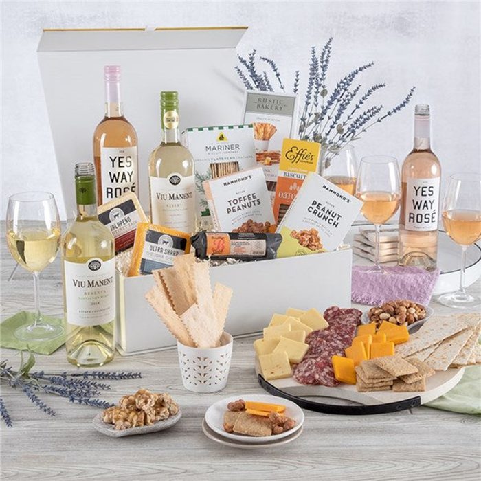 Best For The Wine Lover Gourmet Gift Baskets White Wine And Cheese Gift Box