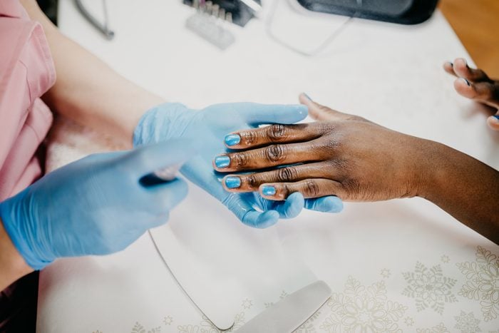 10 Polite Habits Nail Techs Secretly Hate—and What to Do Instead