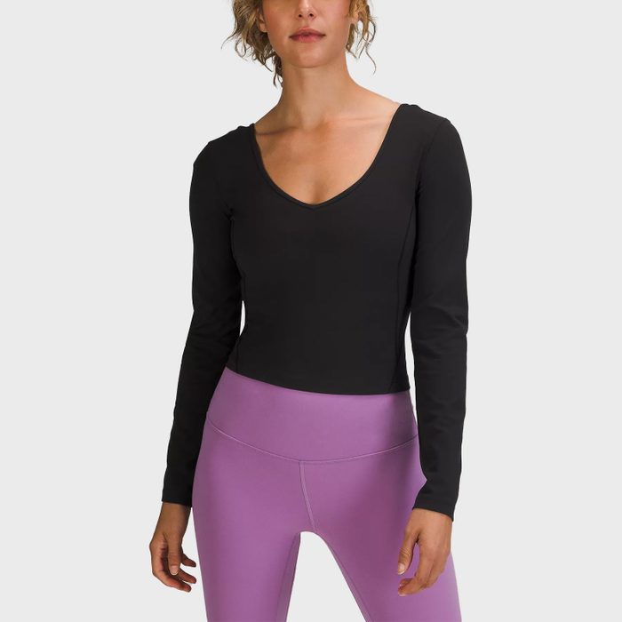 This super popular Lululemon top 'doesn't give you uniboob' — and