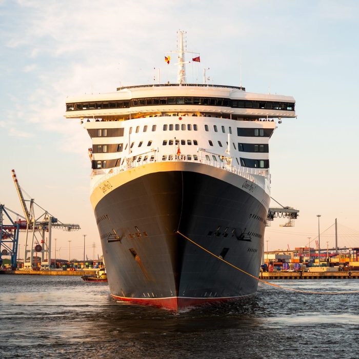 "Queen Mary 2" in Hamburg