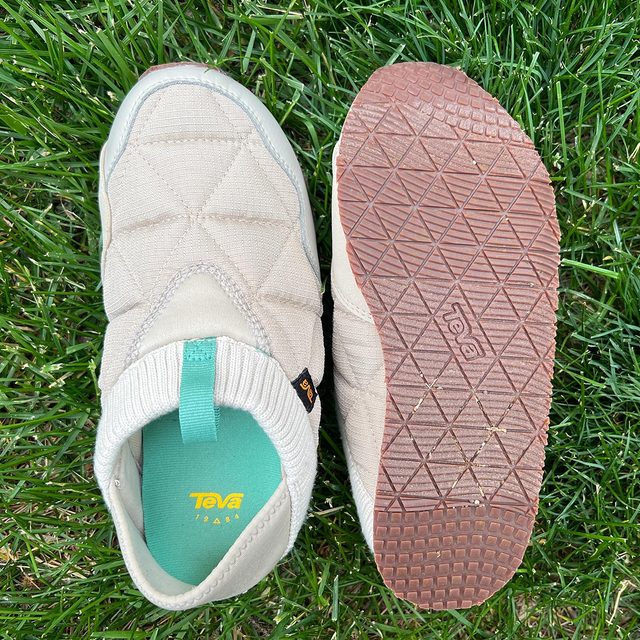 Teva ReEmber shoes in the grass showing the top and the bottom