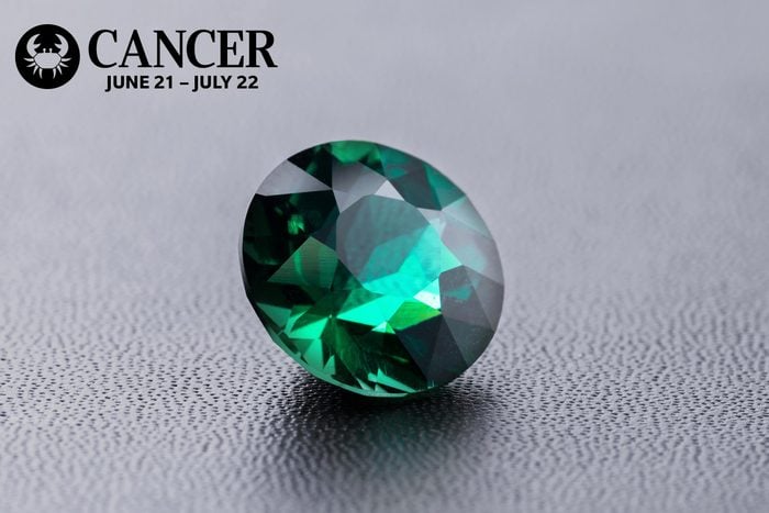 Rd Zodiac Gettyimages 1347784621 Emerald Cancer