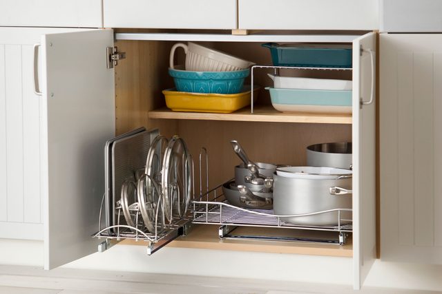 Pots And Pans Storage using Lid Rack in cabinet