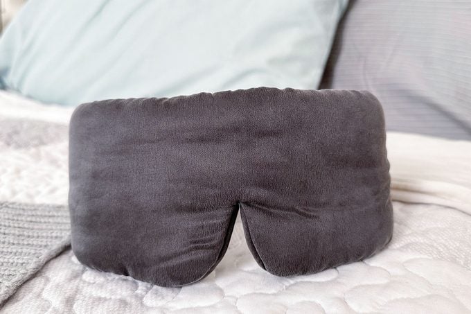 This Silk Sleep Mask Blocks Out 100% of Light—So I Put It To The Test