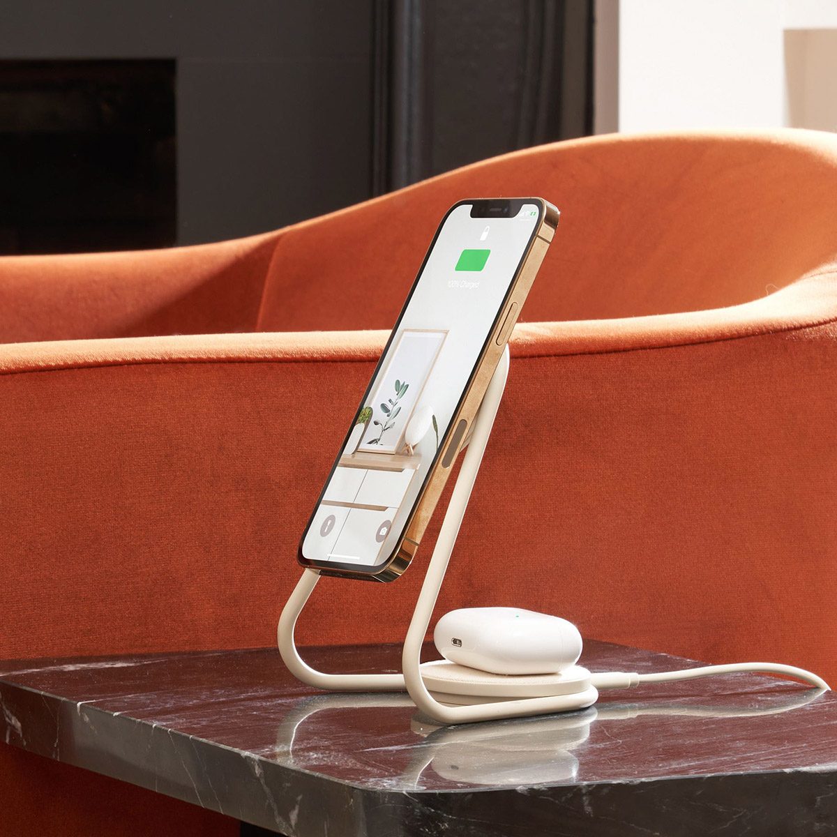https://www.rd.com/wp-content/uploads/2023/11/Essentials-Magnetic-Charging-Stand_ecomm_via-potterybarn.com_.jpg?fit=700%2C700