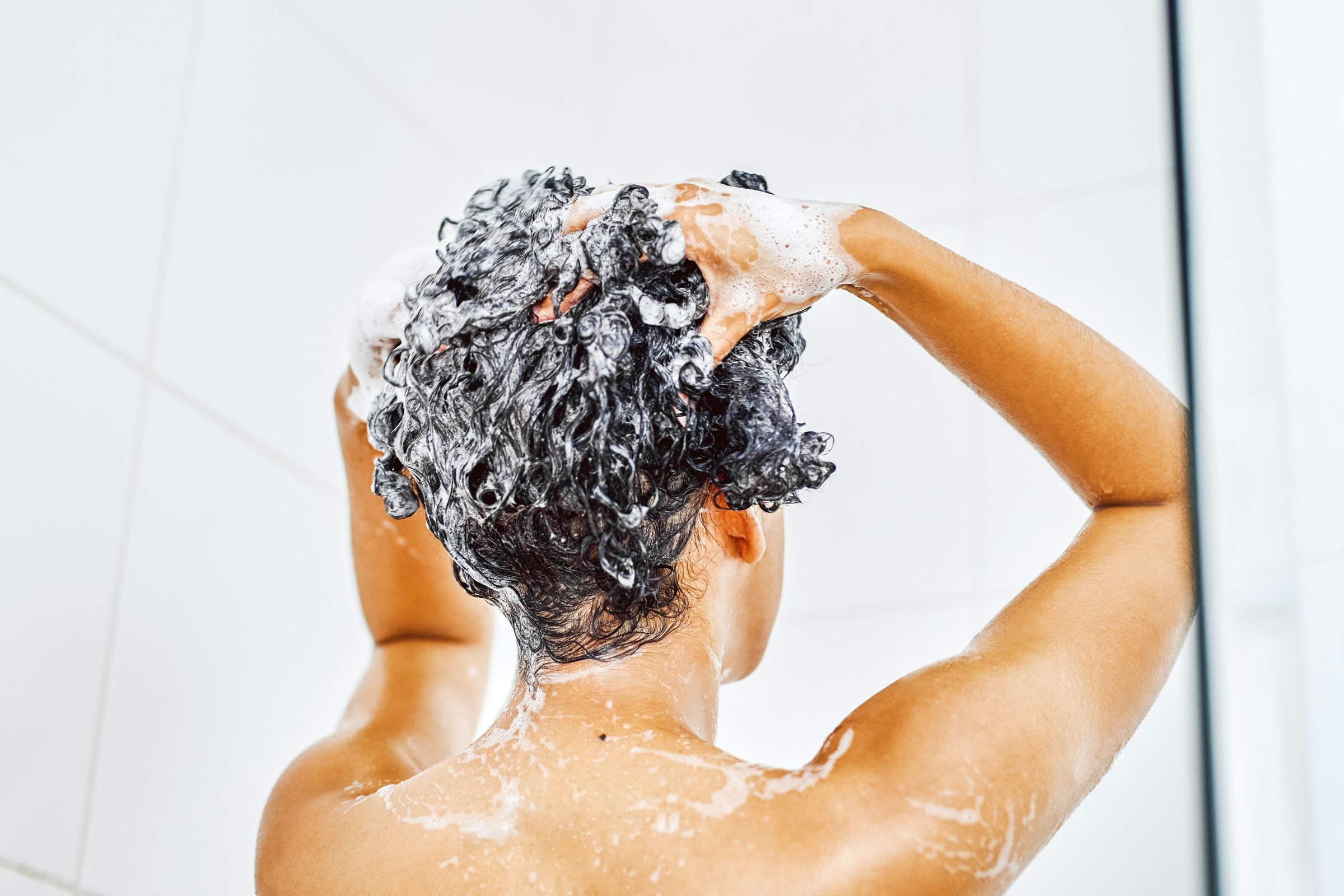 3 Ingredients that Make Your Hair Stink