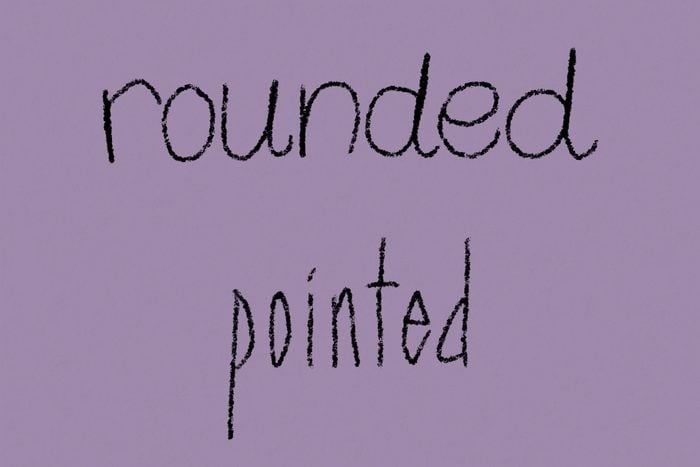 Handwriting showing rounded vs pointed letters