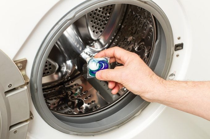 tide pods going in empty washer