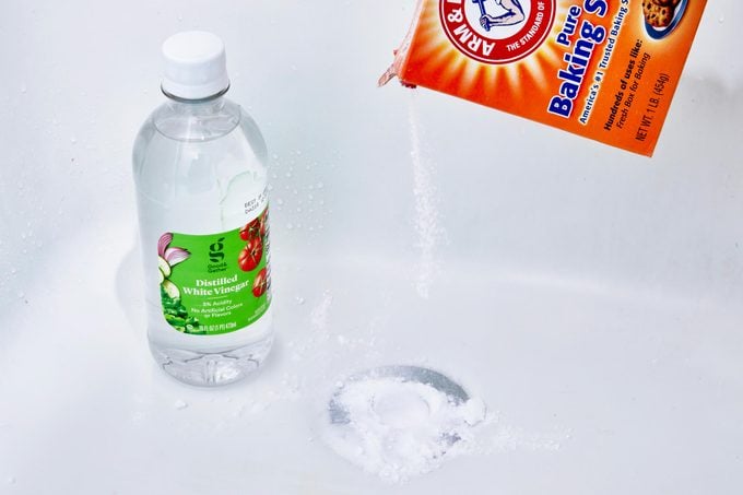 baking soda and vinegar to unclog bathroom sink