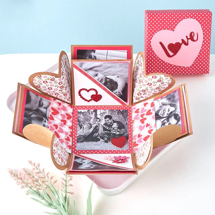 Explosion Box Valentine's Day card