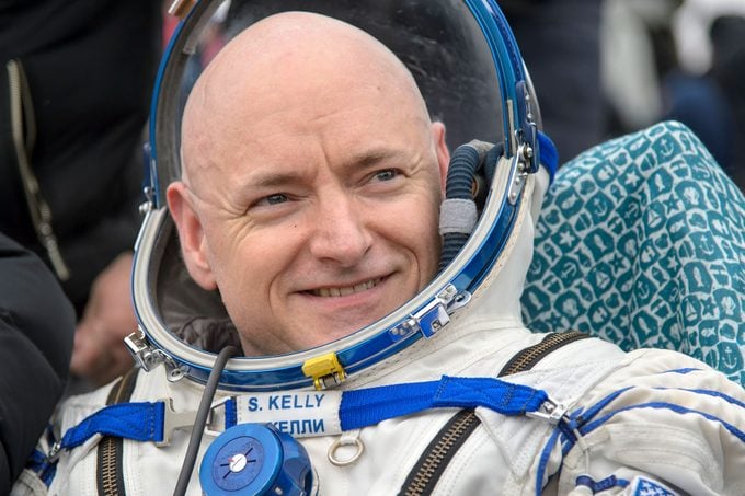 scott kelly Expedition 46 Landing longest time in space