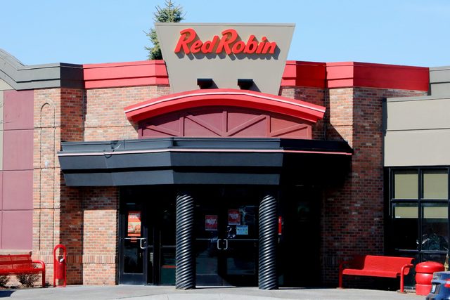 Red Robin restaurant entrance