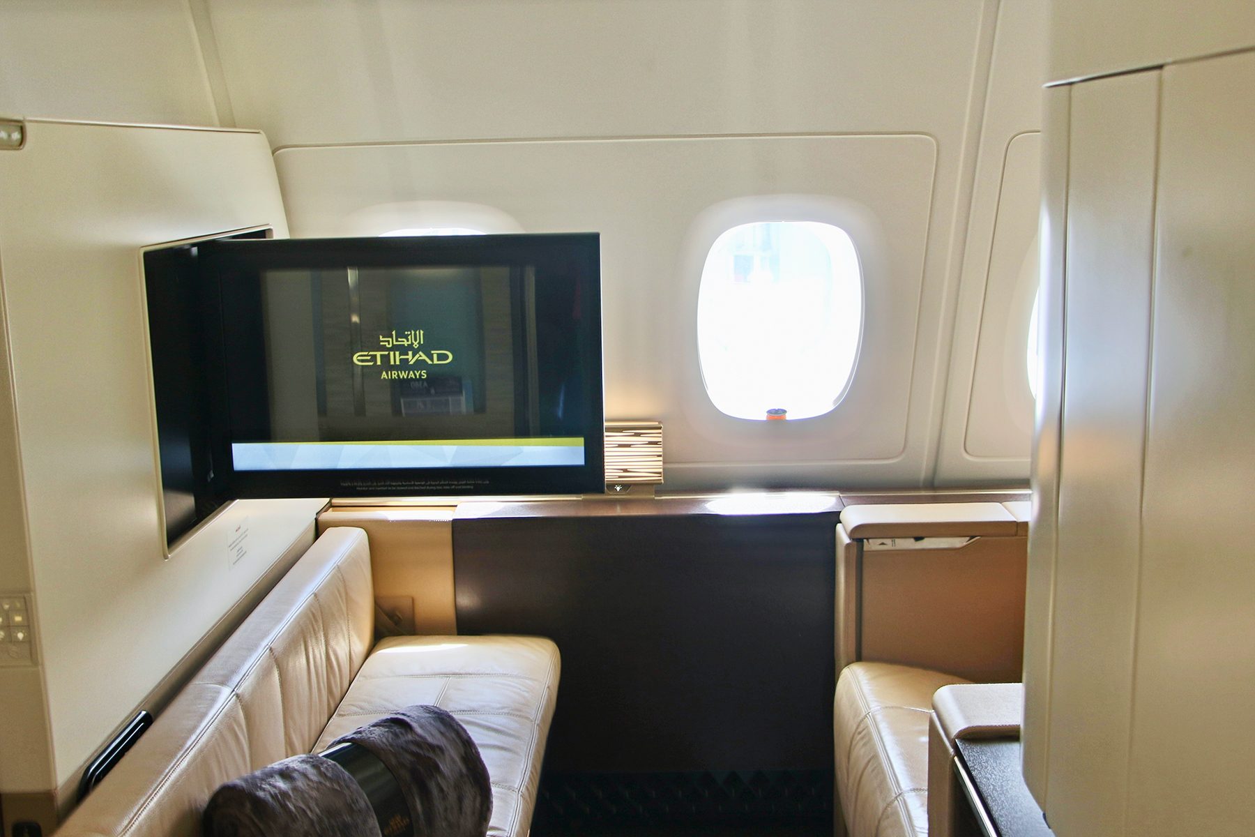 I Toured The Etihad Residence In Flight Suite First Class Etihad