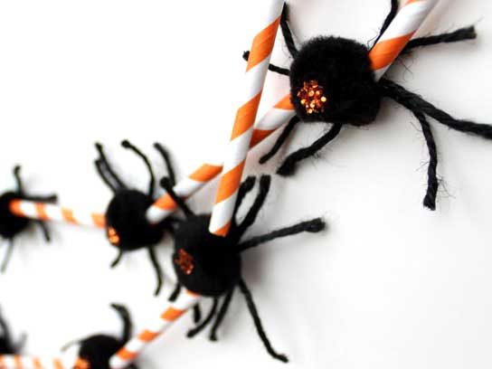 DIY Halloween Decorations: 19 Easy, Inexpensive Ideas | Reader's Digest
