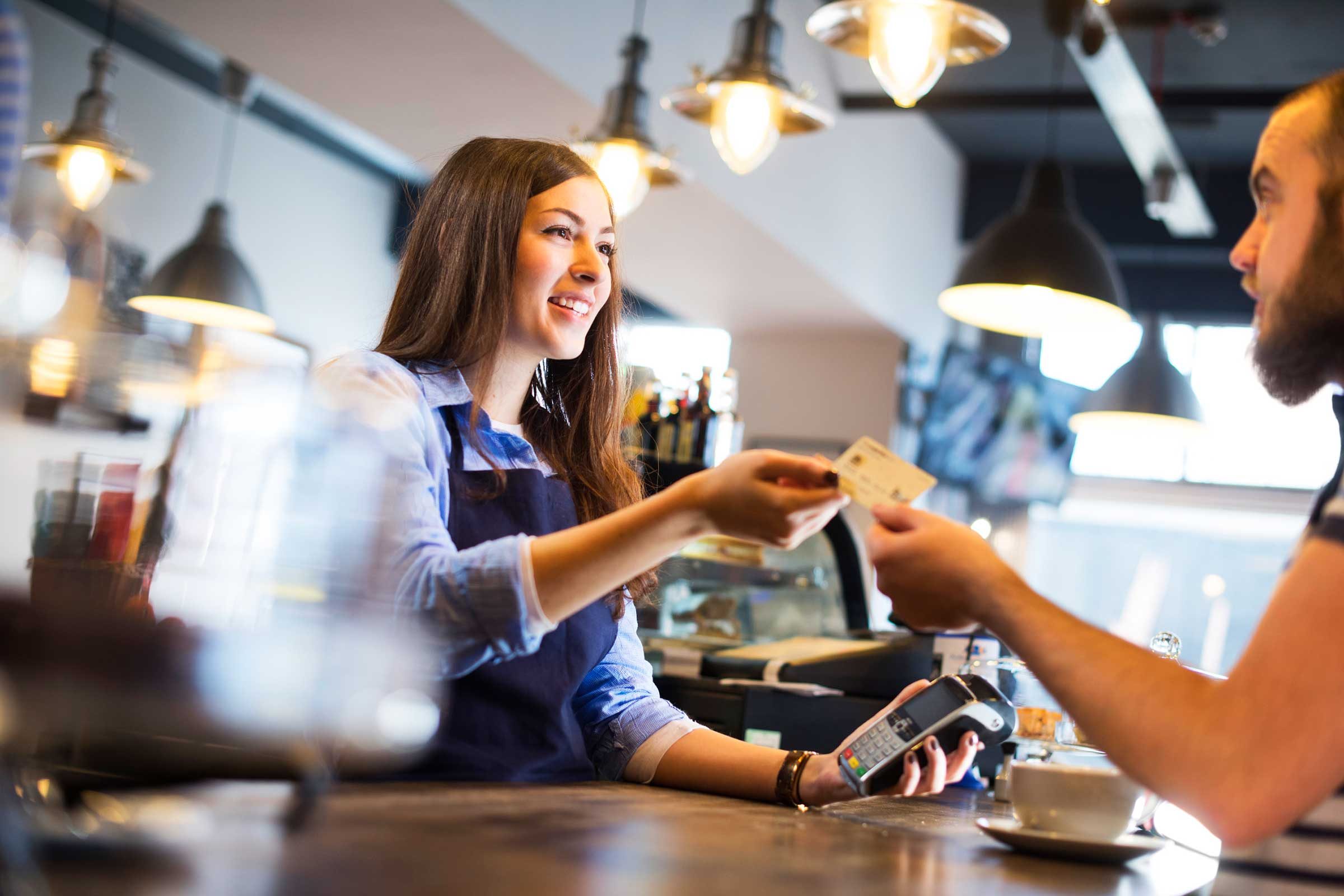 Coffee Shop Etiquette: Rules to Follow | Reader's Digest