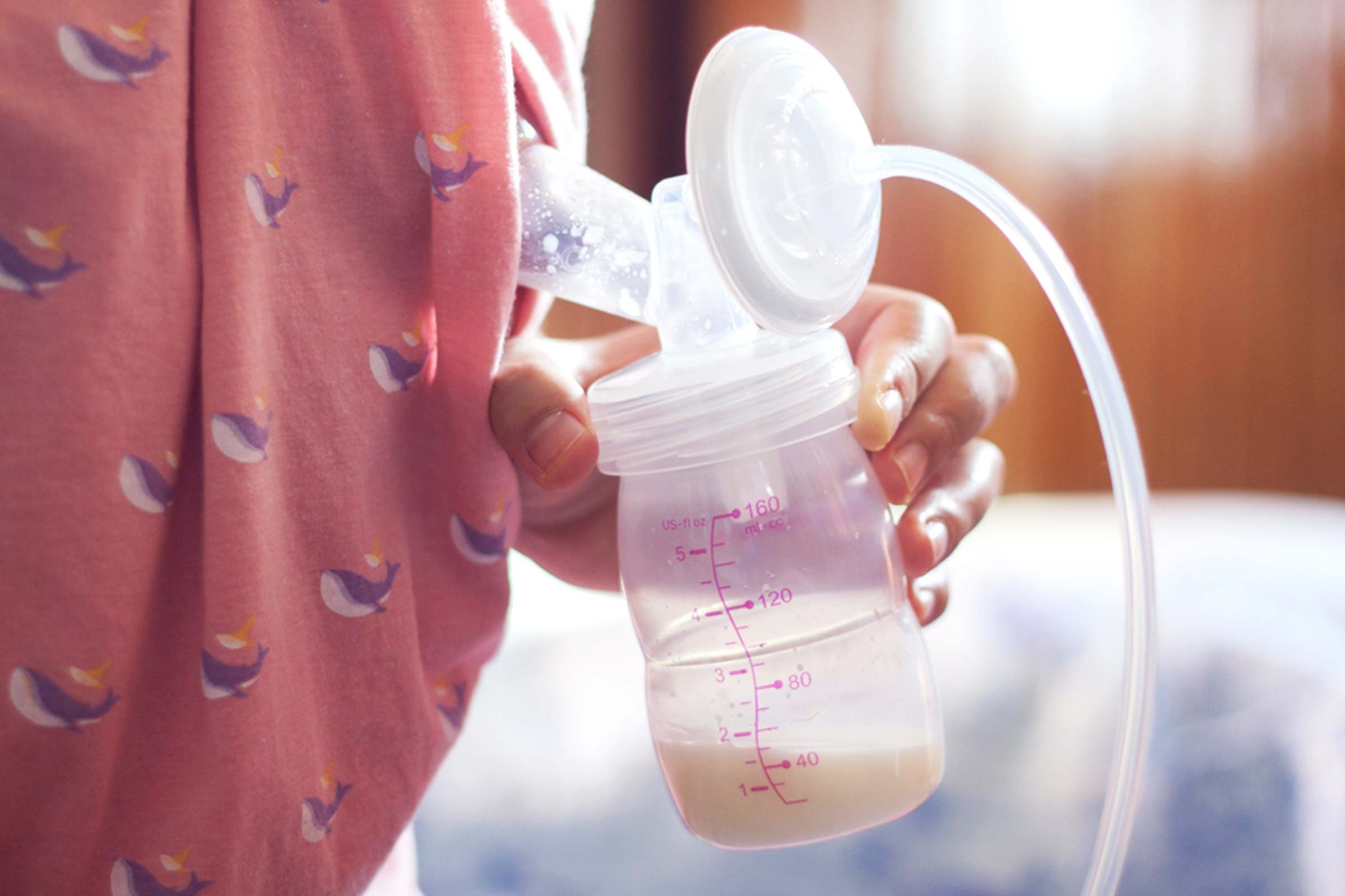 Vous tirerez votre lait dans des endroits étranges après un congé de maternité